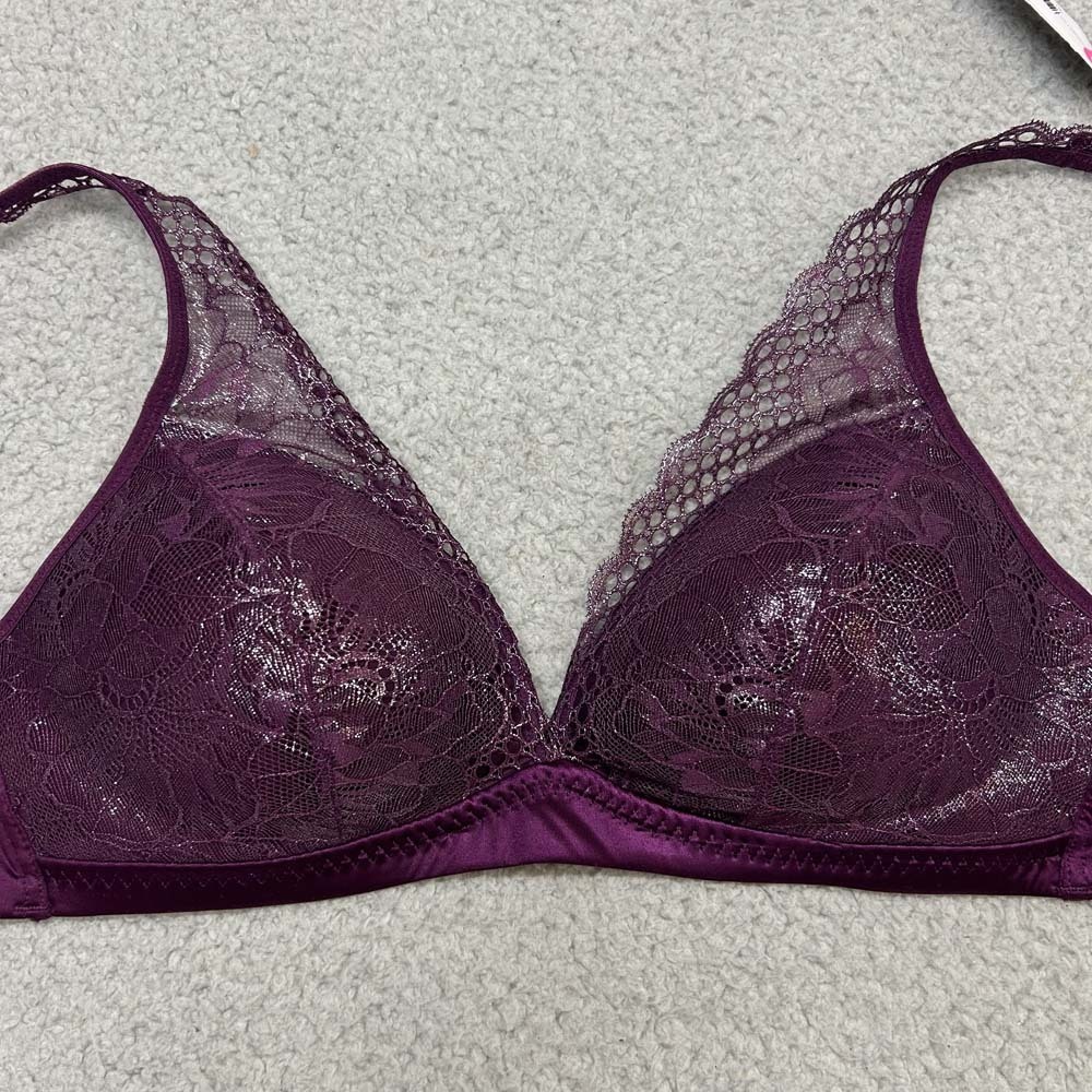 Ambrielle Bra Medium  T-Shirt Bra Full Coverage Lace Wireless Bra